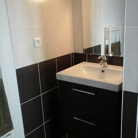 Colombe Apartamento LʼIsle-sur-la-Sorgue Exterior foto